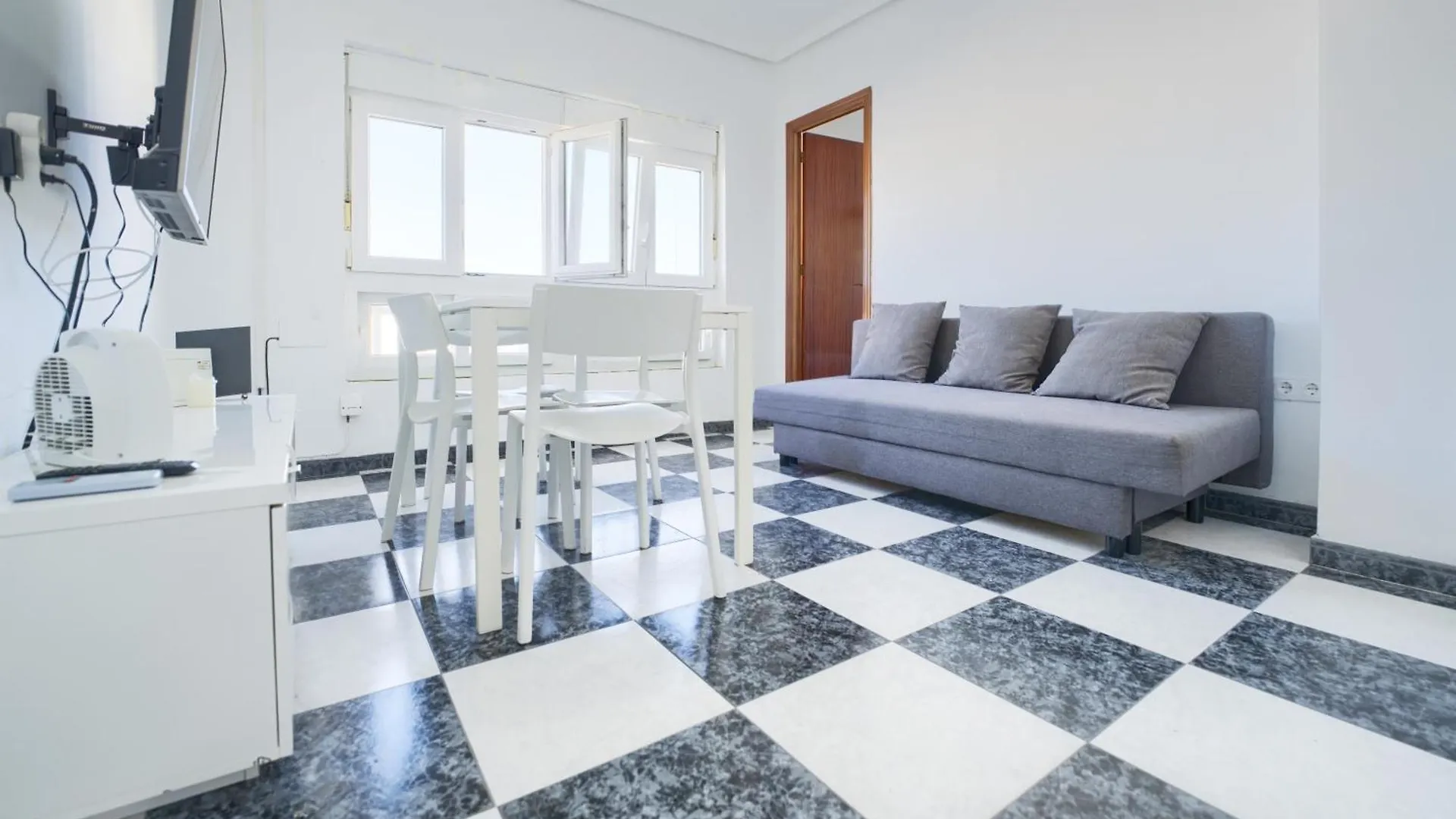 Apartamento Martinez Campos - Playa La Caleta Cadice